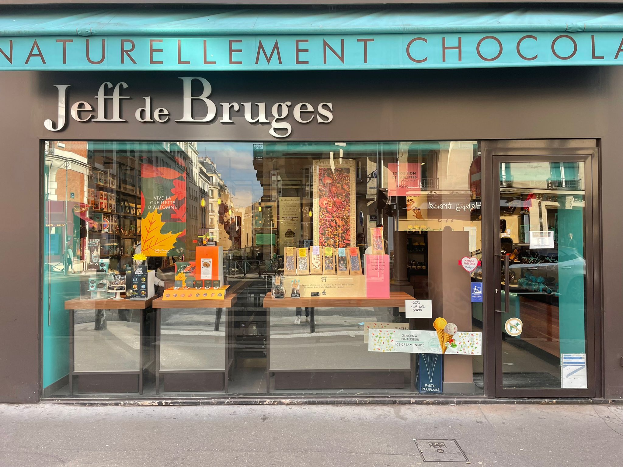 JEFF DE BRUGES : VITROPHANIE